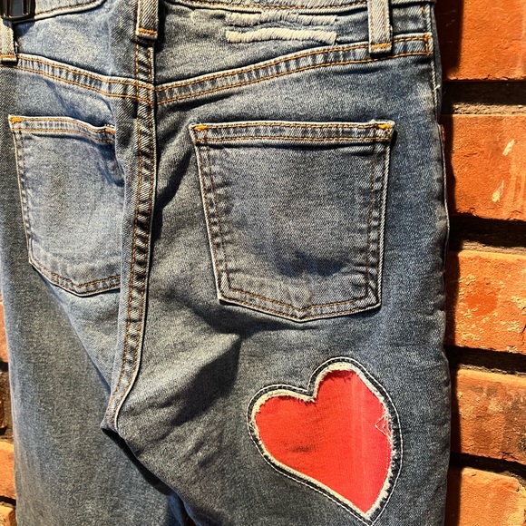 Revive High-waisted heart jeans - Picture 3 of 5